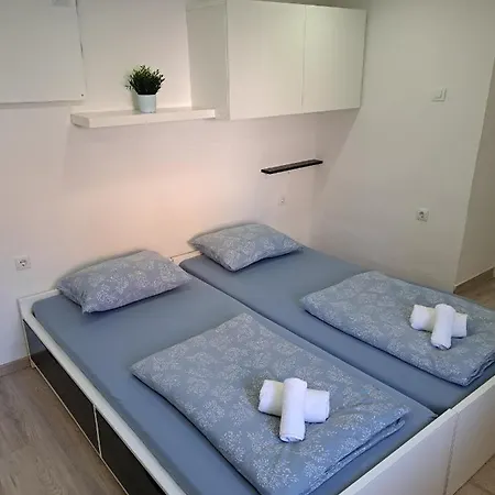 City & Sea Apartment